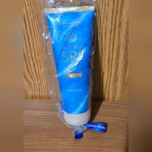 Bath & Body Works True Blue Spa Shea Butter Shower Cream - Blue